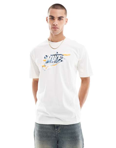 Nike Cloud graphic t-shirt in off white