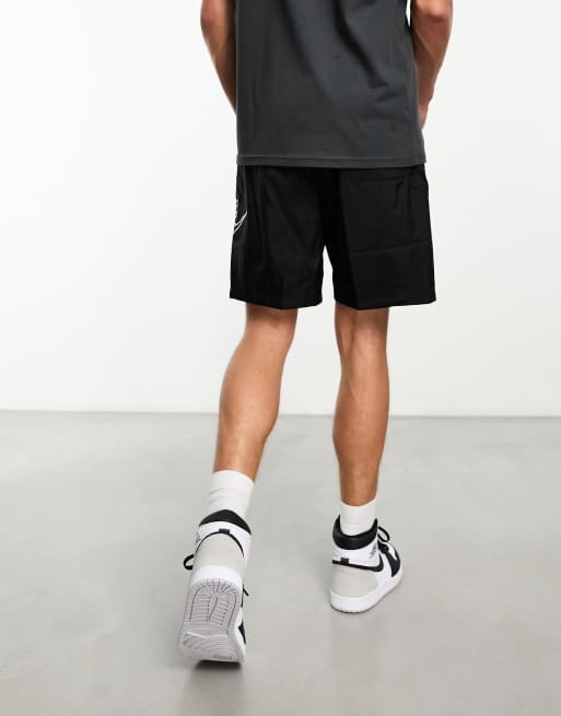 Black nike alumni shorts sale