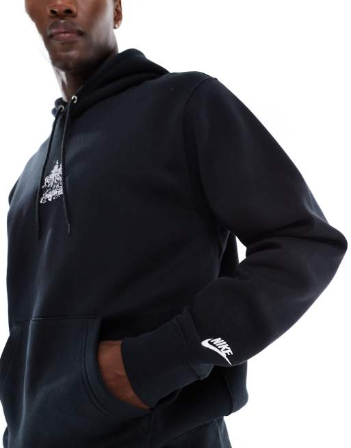 Nike Club backprint graphic hoodie in black, 3 of 4