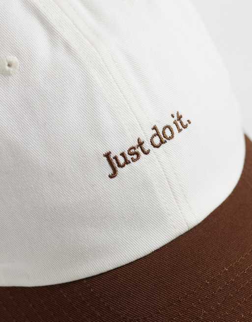 Nike Club cap in cream and brown, 2 of 3