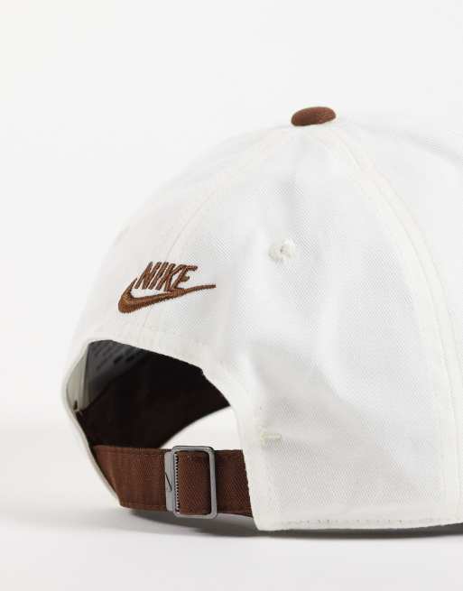 Nike Club cap in cream and brown, 3 of 3