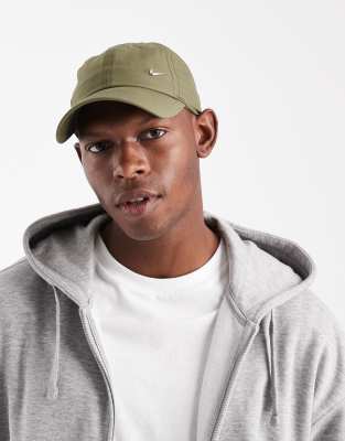 Nike Nike Club cap with metal swoosh in khaki-Green