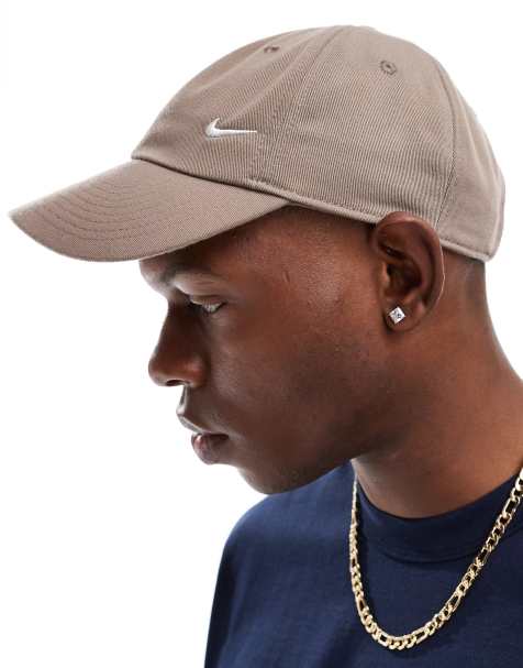 Nike - Club - Cappellino marrone con logo - view 1