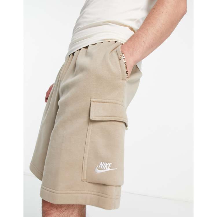 Beige store nike shorts