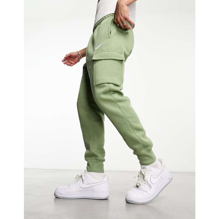 Nike Cargo Sweatpants