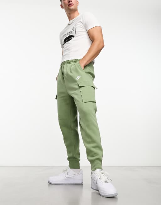 Nike Club Cargo sweatpants in khaki