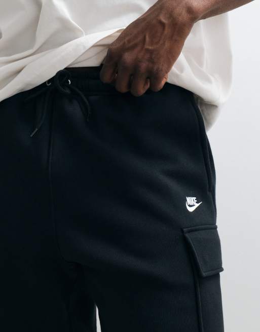 Nike - Club - Cargoshort van fleece in zwart, 4 van 5
