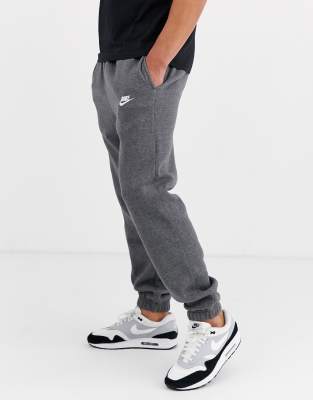 nike club casual fit joggers