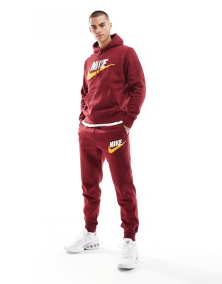 Club chenille logo sweatpants in red