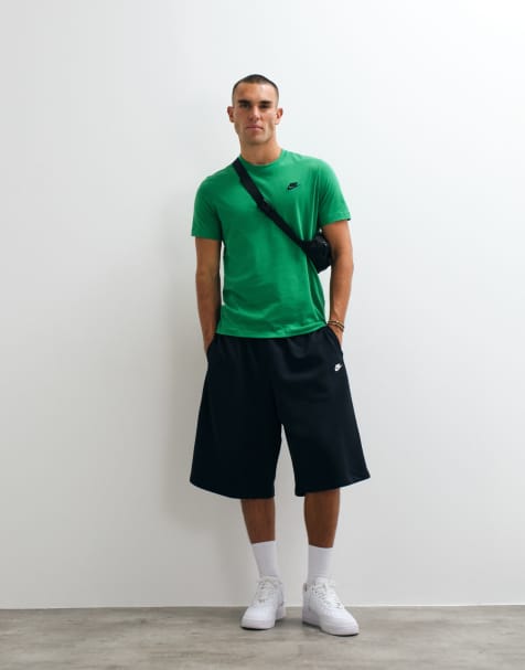 Nike Club chest logo t-shirt in green - view 1