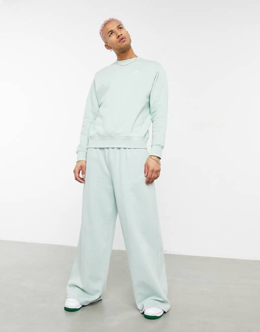 Nike Club crew neck sweat in dusty green