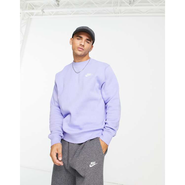 Sillón por otra parte, Destello Nike Club crew neck sweatshirt in light thistle | ASOS