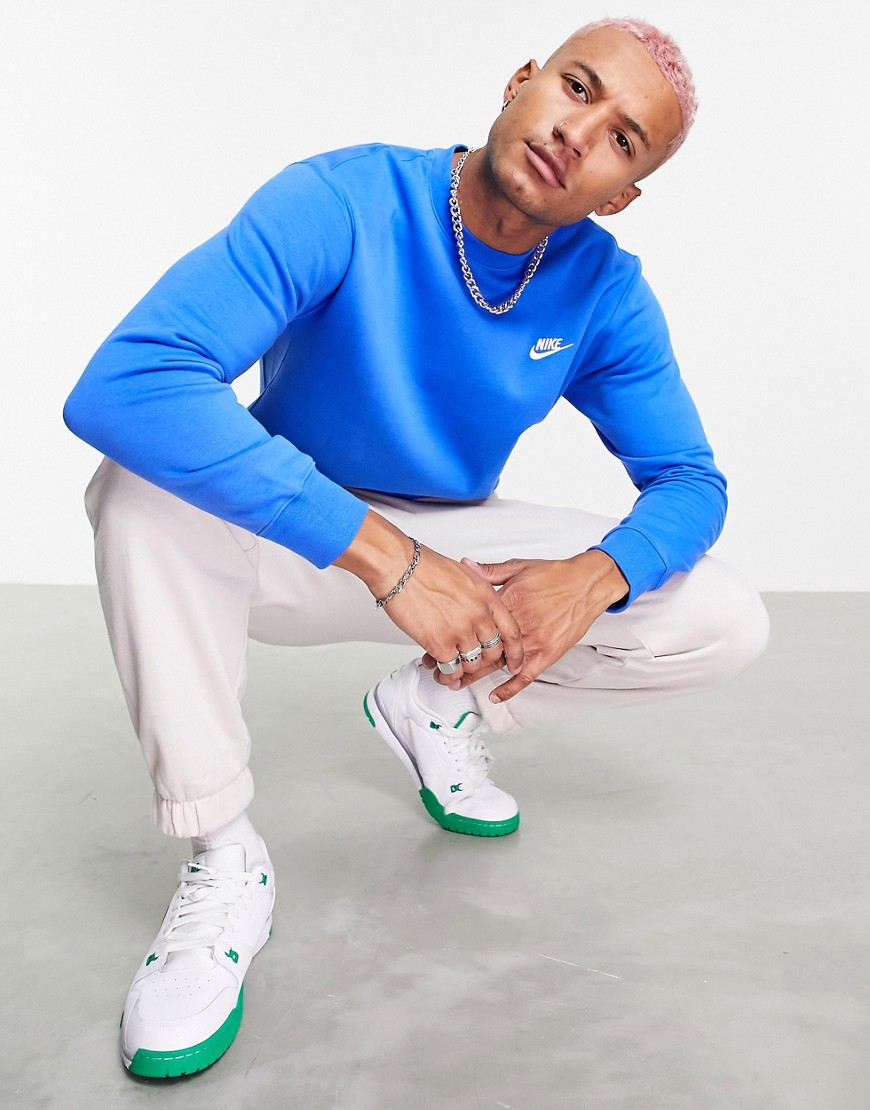Nike Club crew neck sweatshirt in signal blue-Blues