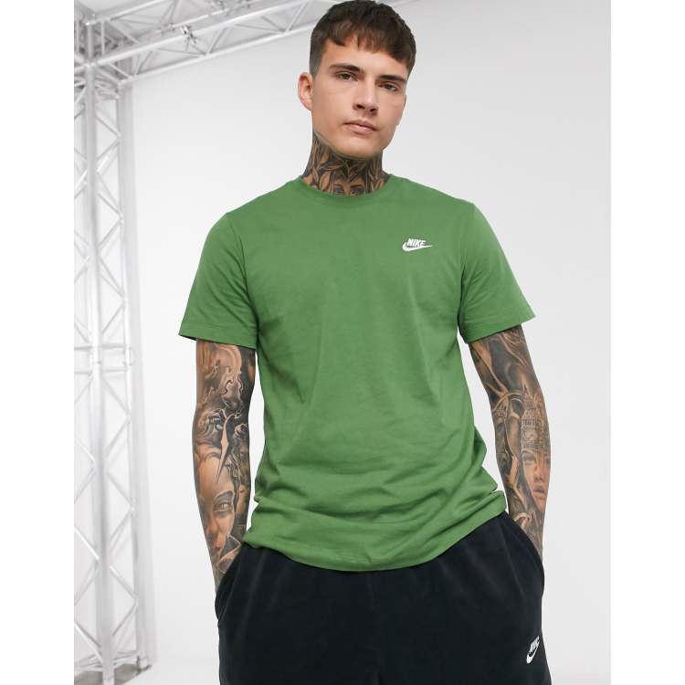 Nike Club crew neck t shirt in green ASOS