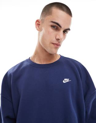 Nike Nike Club crew sweatshirt in navy