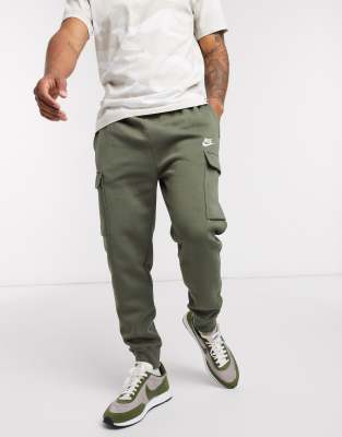 nike club cuffed cargo joggers in khaki