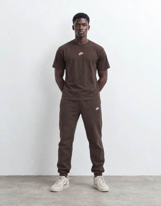 Nike Club cuffed jogger in brown, 9 of 10