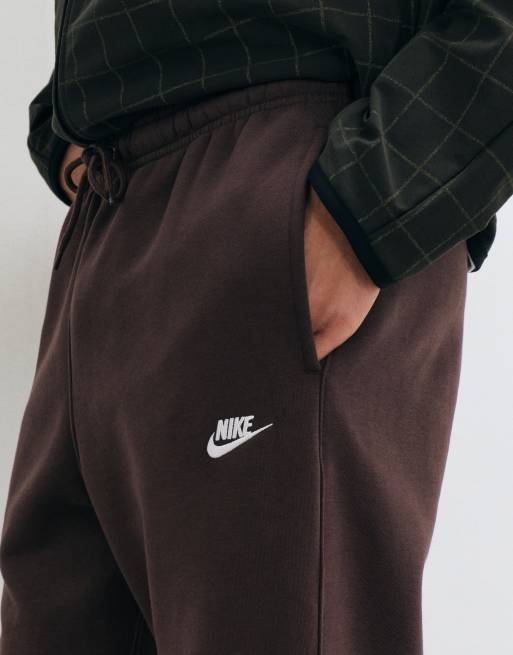Nike Club cuffed jogger in brown, 2 of 5