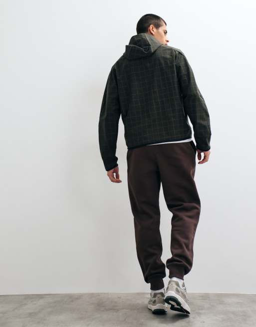Nike Club cuffed jogger in brown, 5 of 5