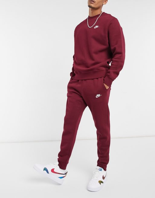 Nike Club cuffed joggers in burgundy