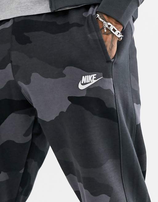 Nike club camo joggers sales