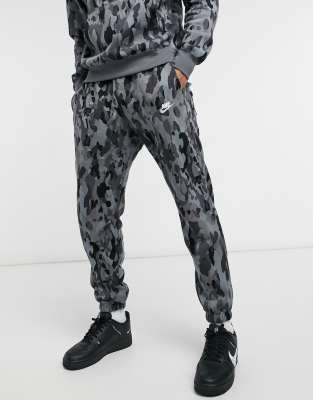 nike club cuffed joggers in camo print