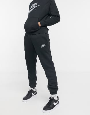 Nike Club Essentials reflective logo 