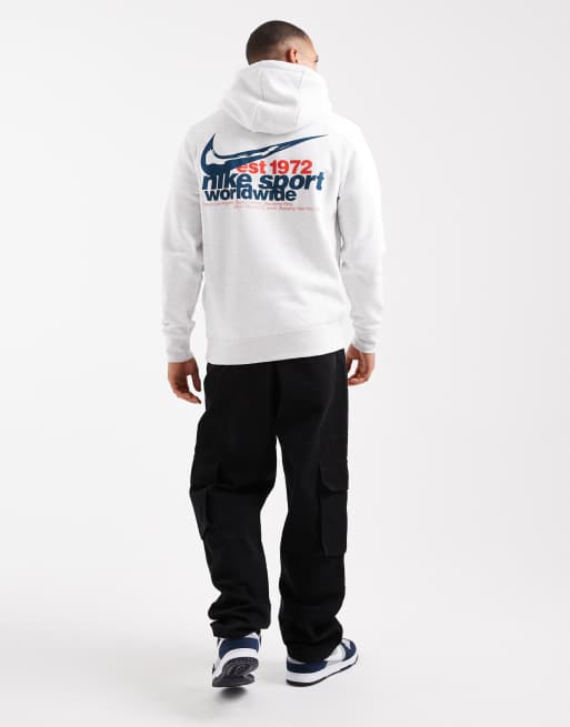 Nike - Club - Felpa con cappuccio bianca con grafica sportiva, 2 di 5