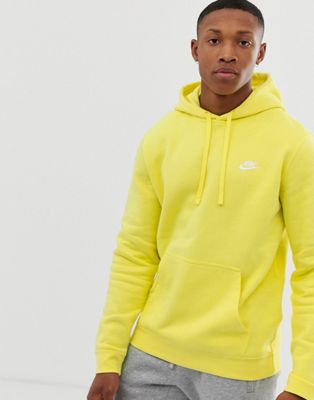 Nike Club - Felpa con cappuccio gialla | ASOS
