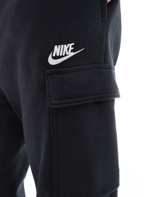 Nike Club fleece cargo jogger in black , 3 of 5