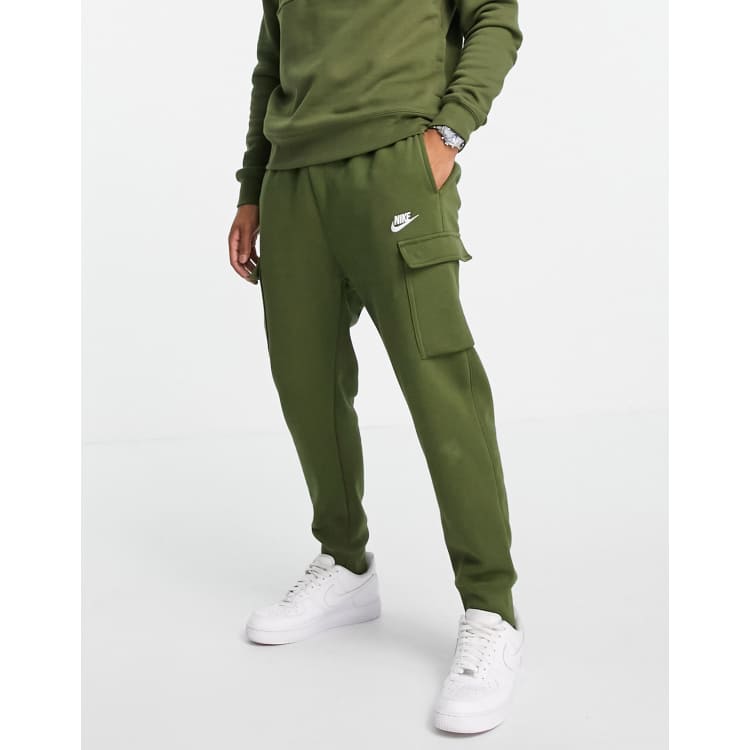 Nike Club Fleece Cargo Pants