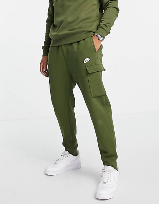 mucho aborto márketing Nike Club Fleece cuffed cargo sweatpants in khaki - KHAKI | ASOS