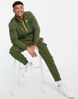 nike club cuffed cargo sweatpants in khaki