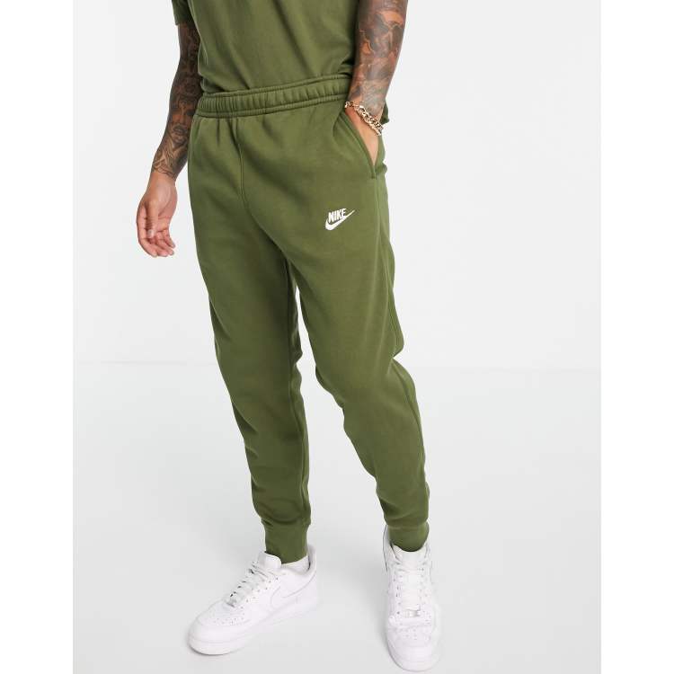 Nike Club Fleece Cuffed Cargo Sweatpants In Khaki - Khaki-green