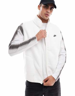 Nike Club fleece gilet in off white φωτογραφία