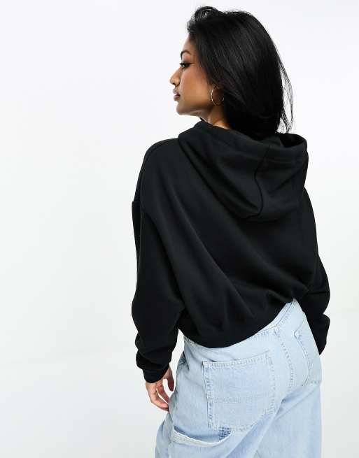 Nike Club Fleece graphic cropped hoodie in black , 4 of 4
