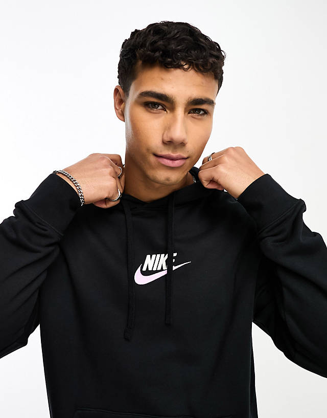 Nike - club fleece hoodie in black