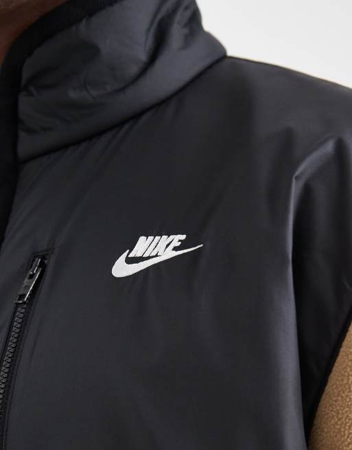 Nike Club fleece jacket in black and beige, 5 of 5