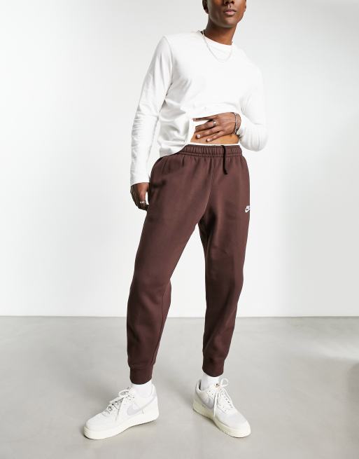 Nike club joggers online sale