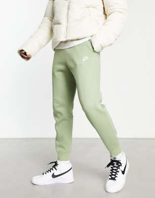Nike pistachio frost joggers hotsell
