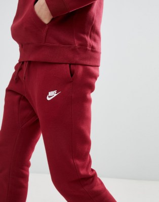 nike club fleece joggers red