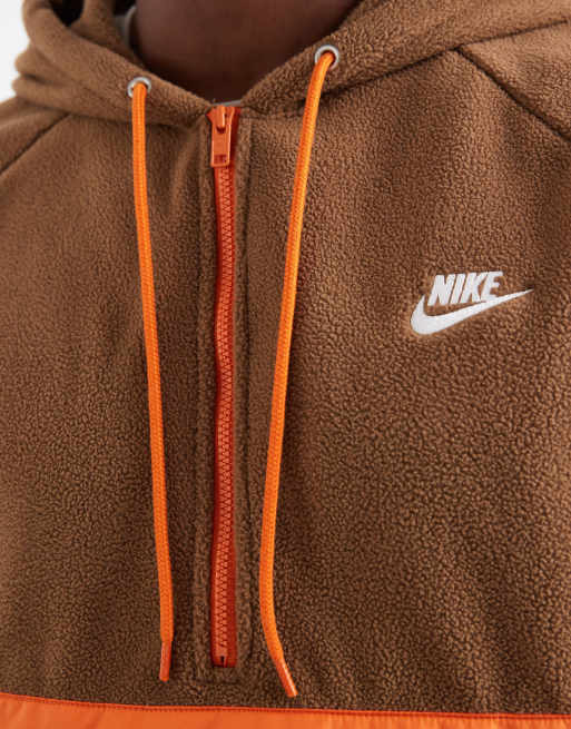 Nike – Club – Fleece-Oberteil in Braun mit kurzem Reißverschluss, 5 von 5