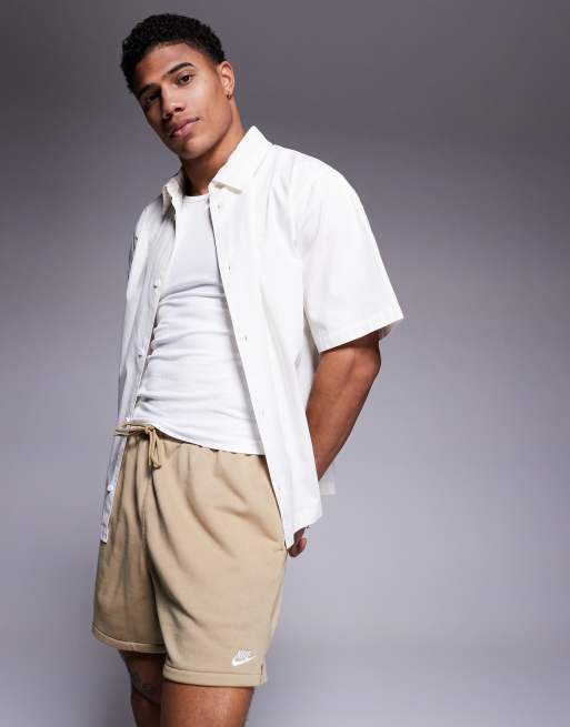 Nike Club Fleece woven shorts in khaki , 2 of 5