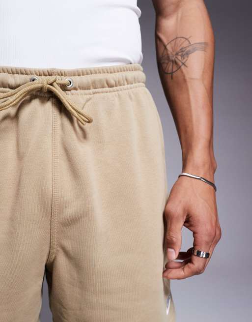 Nike Club Fleece woven shorts in khaki , 3 of 5