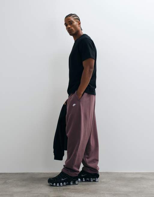 Nike Club French Terry Oversize-Jogger in Lila, 3 von 5