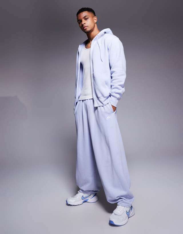 Nike Club French Terry oversized jogger in lilac | ASOS