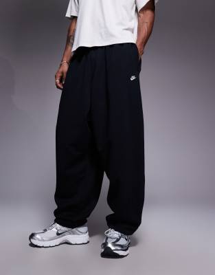 Nike Nike Club French Terry oversized joggers in black