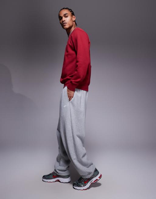 Nike Club French Terry oversized joggers in grey, 3 of 5