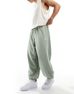 Nike Club french terry oversized joggers in olive-Green