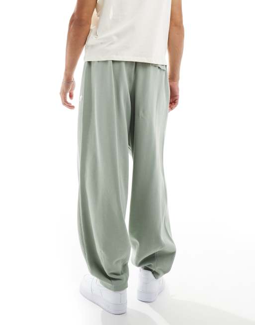 Nike foundation french terry track pants best sale